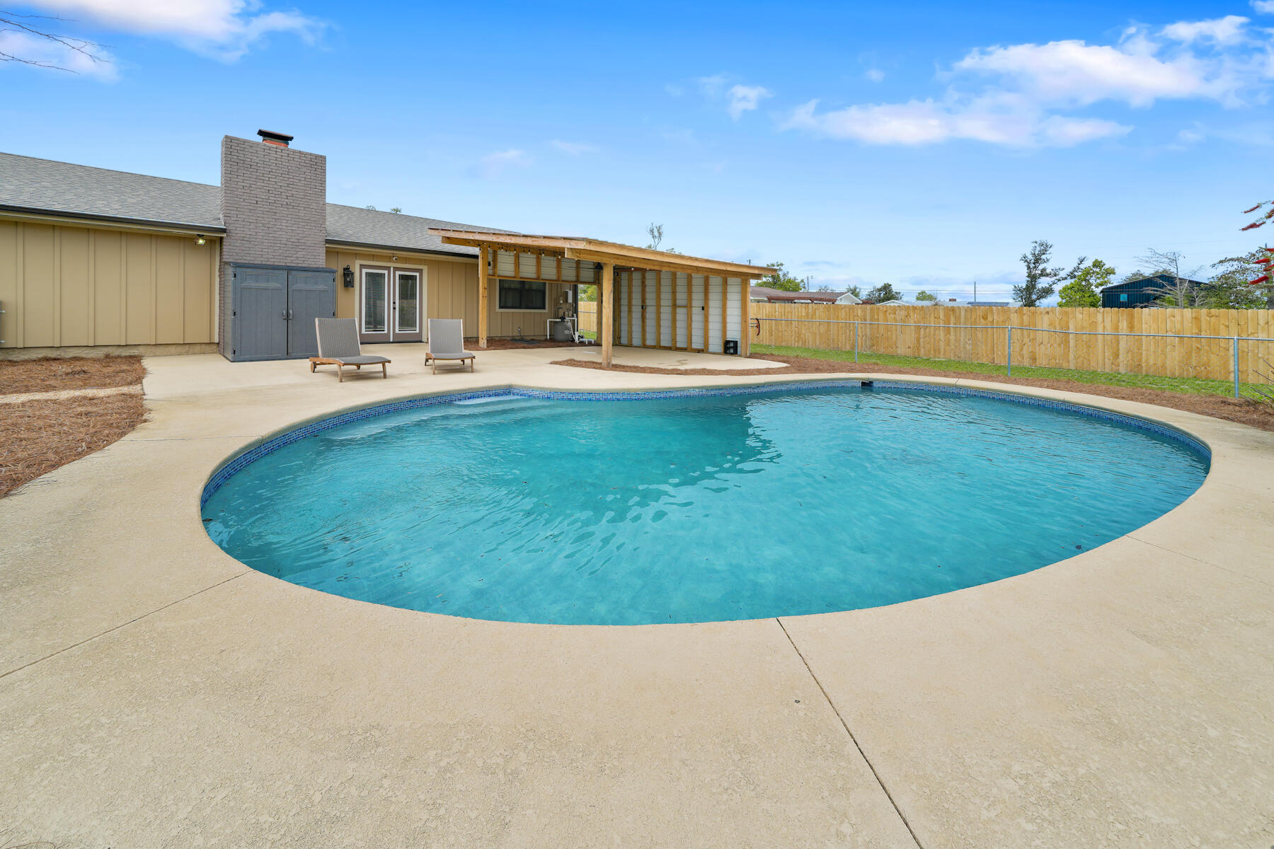 NO RECORDED SUBDIVISION - Residential
