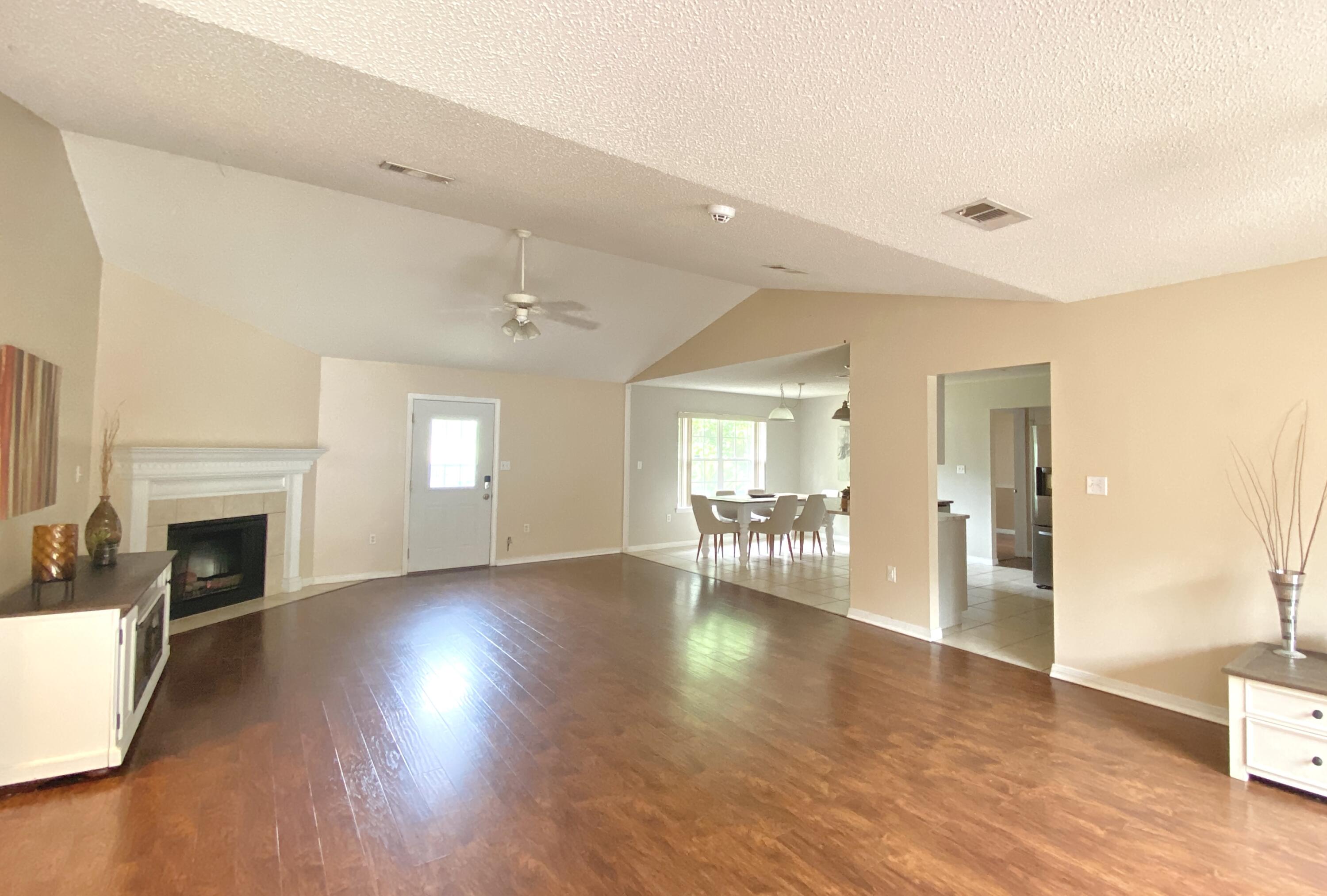 OLD BETHEL ESTATES PH I - Residential Lease
