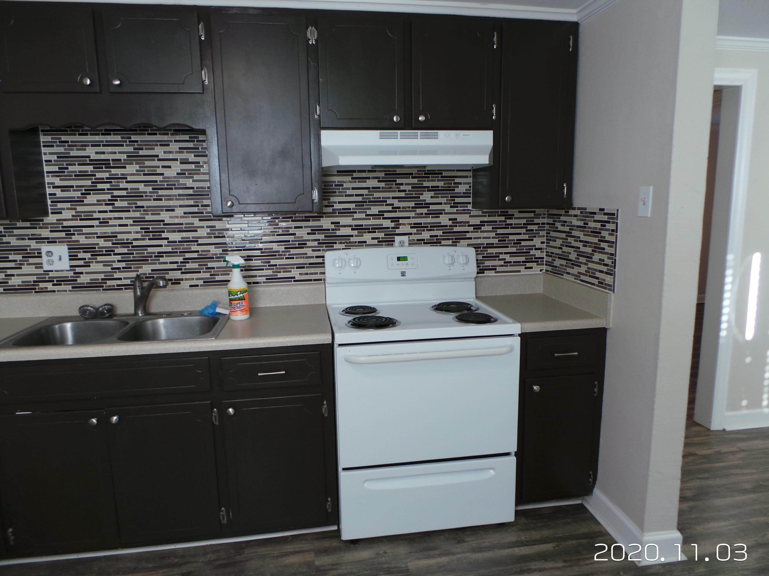 Parkway Apartments - Residential Lease