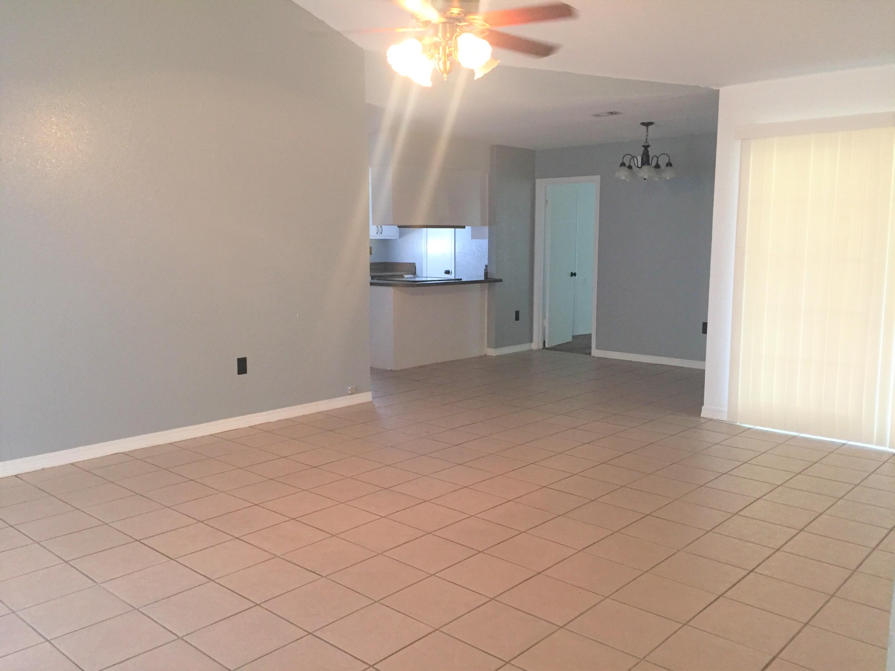 COUNTRYVIEW ESTATES 1ST ADDN - Residential Lease