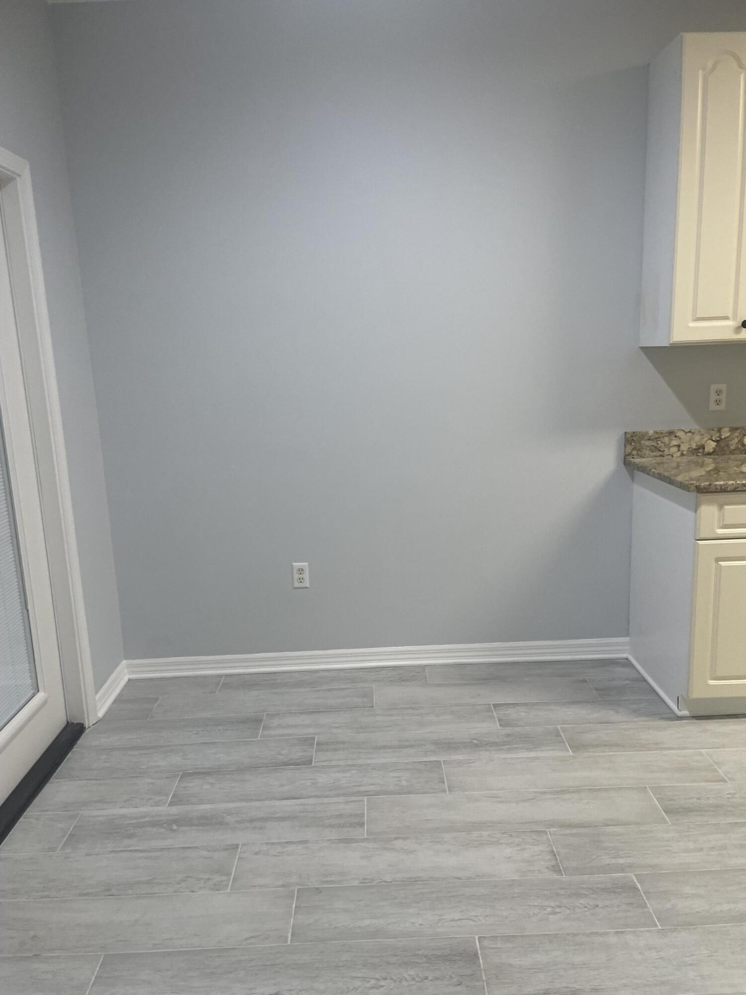 REFLECTIONS AT BLUEWATER BAY T/H - Residential Lease