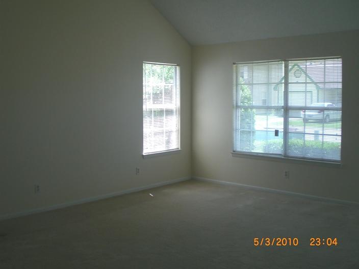 WILLOW BEND PH 1 - Residential Lease