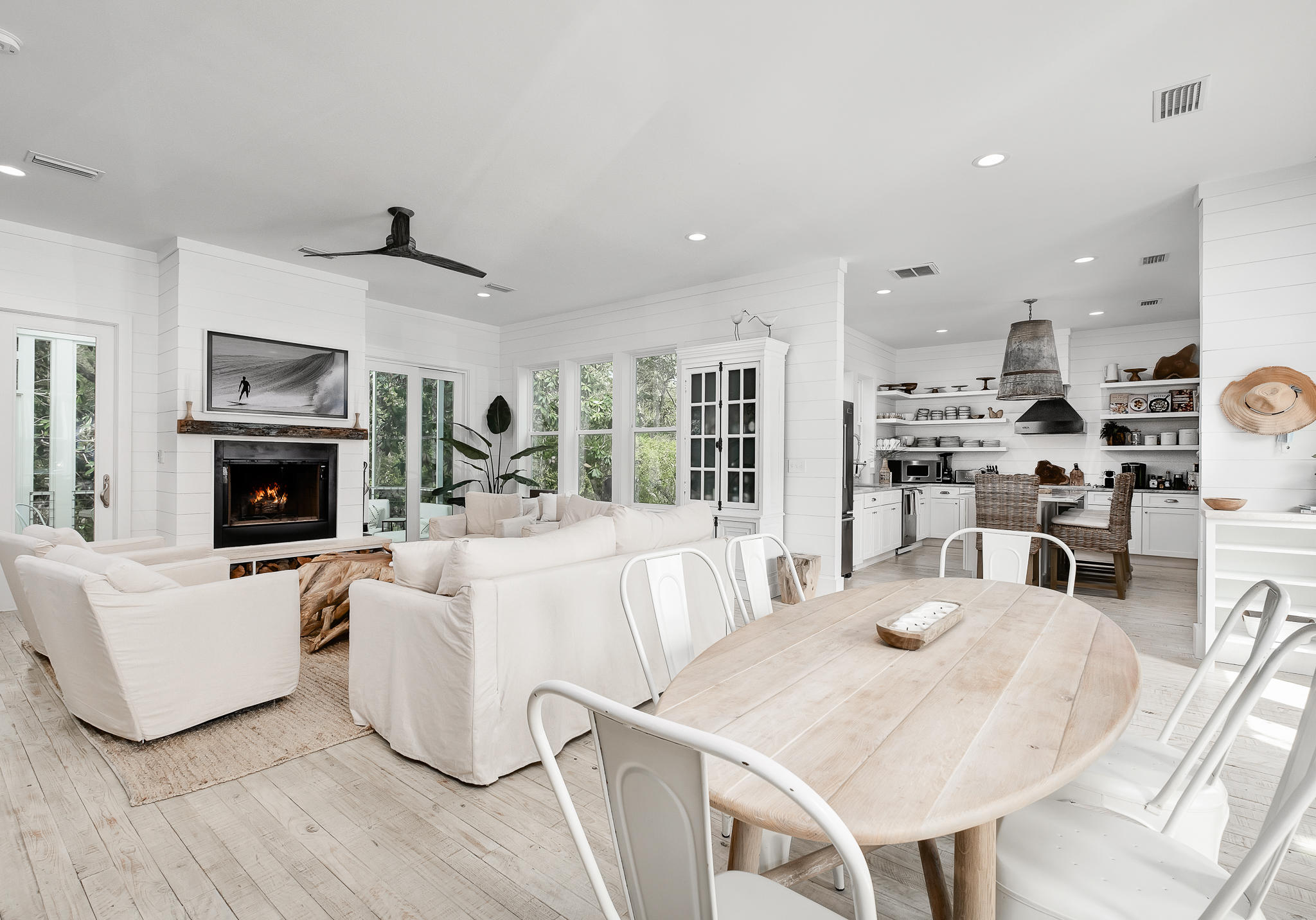 SEAGROVE VILLAGE 7TH ADD - Residential