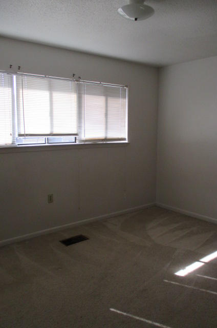 LIVEOAK S/D - Residential Lease