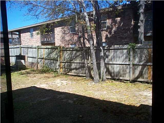 LIVEOAK S/D - Residential Lease