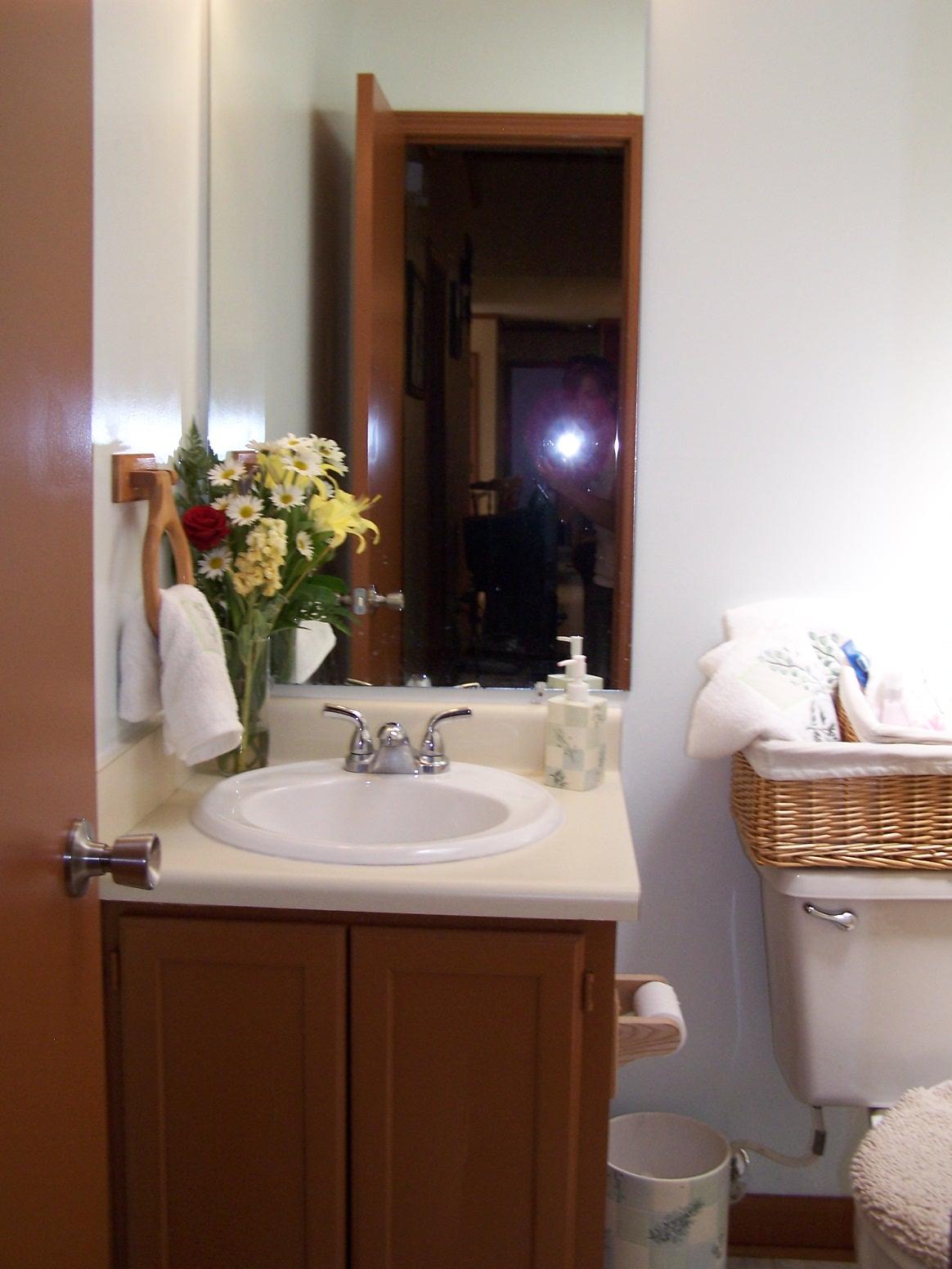 KELLY HILL ESTATES - Residential Lease