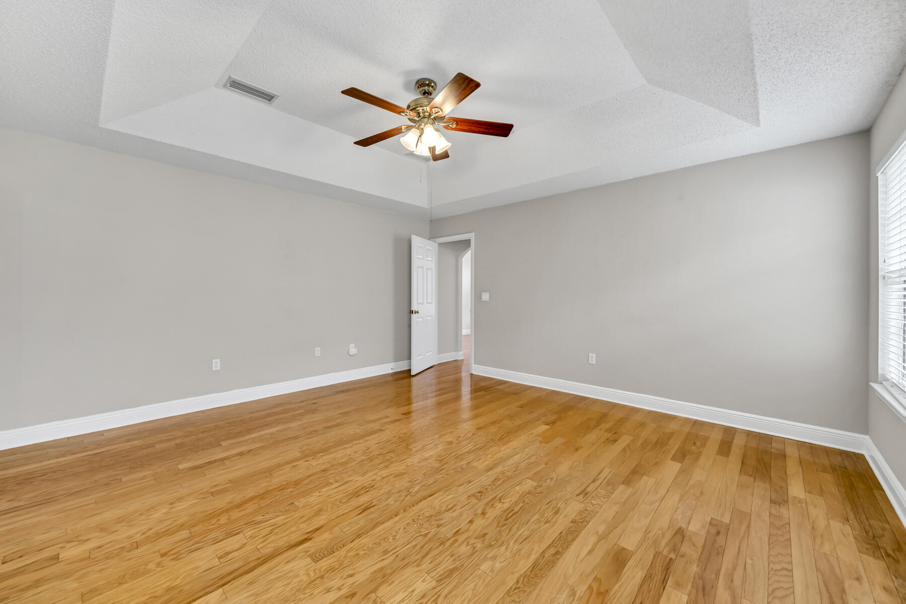 SOUND HAMMOCK - Residential Lease