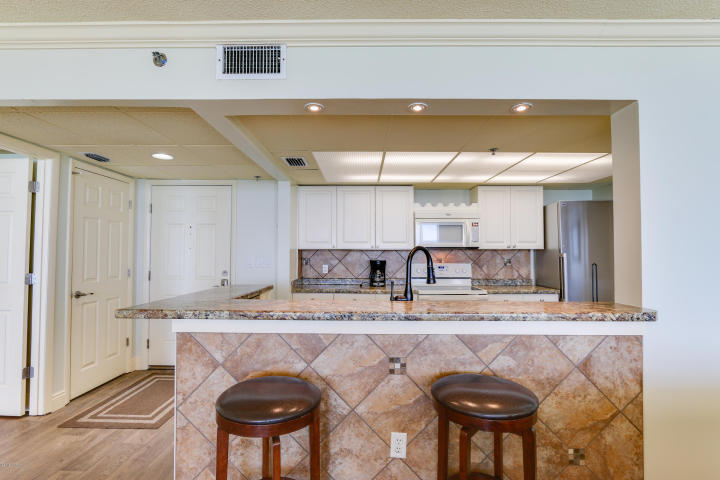 LONG BEACH - Residential