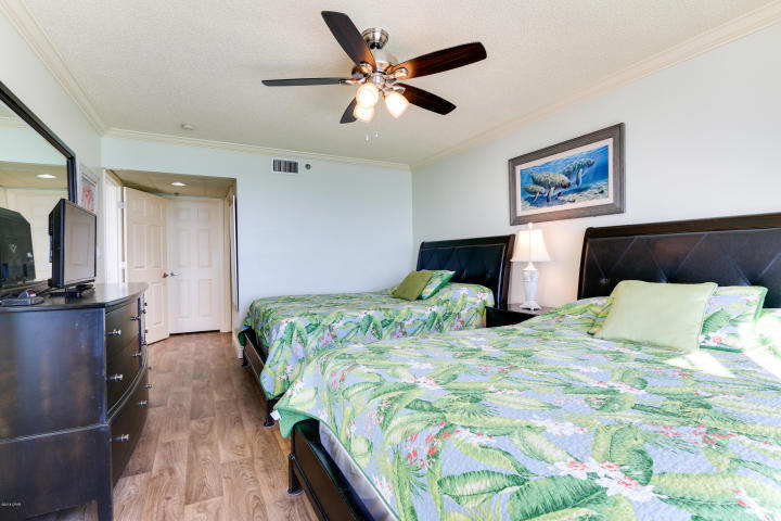 LONG BEACH - Residential