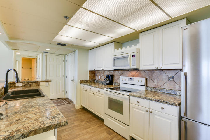LONG BEACH - Residential
