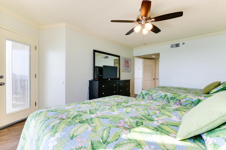 LONG BEACH - Residential