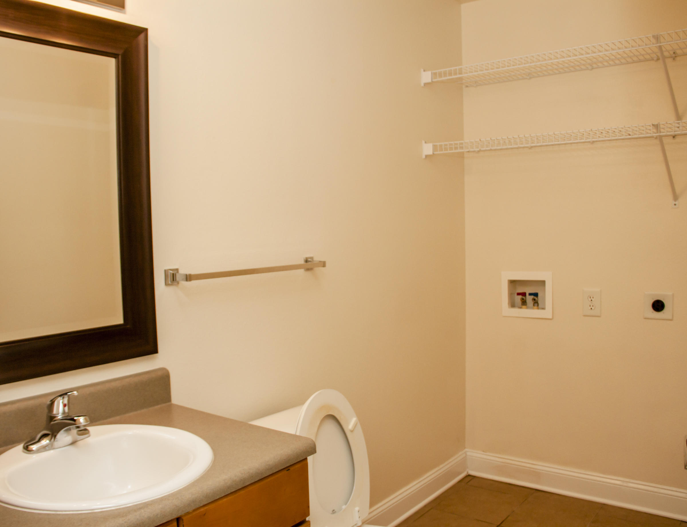 EAGLES LANDING S/D - Residential Lease