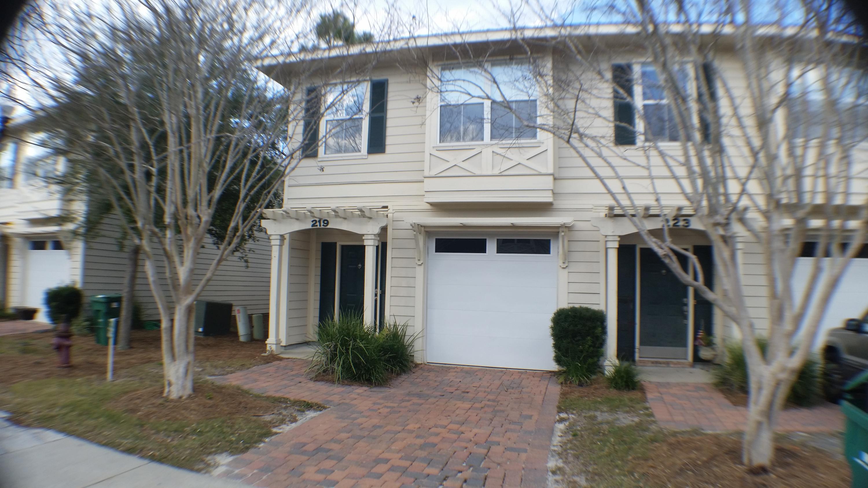 Very nice 3 bedroom, 2 1/2 bath, 1 car garage, end unit townhome in central Destin (Old Bay Village). Close to shopping, schools, restaurants, beaches, etc. End unit gives you extra privacy and has three additional windows which provides more light. First floor has nine foot ceilings. Living, dining, kitchen, half bath, and garage on first floor. All three bedrooms, two baths, and laundry are upstairs. Master bedroom has master bath with garden tub and large walk-in closet. MANY UPGRADES INCLUDING: Granite countertops in kitchen, stainless steel appliances, ceiling fans, crown molding, W/D, and 2'' blinds. Private covered rear patio off living room. Brick paver driveway and sidewalk. Hurricane shutters for the windows. No smoking inside unit and no pets. (No exceptions)