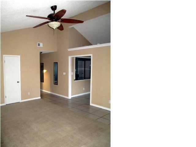 CHATEAU PRES DE LA MER - Residential Lease
