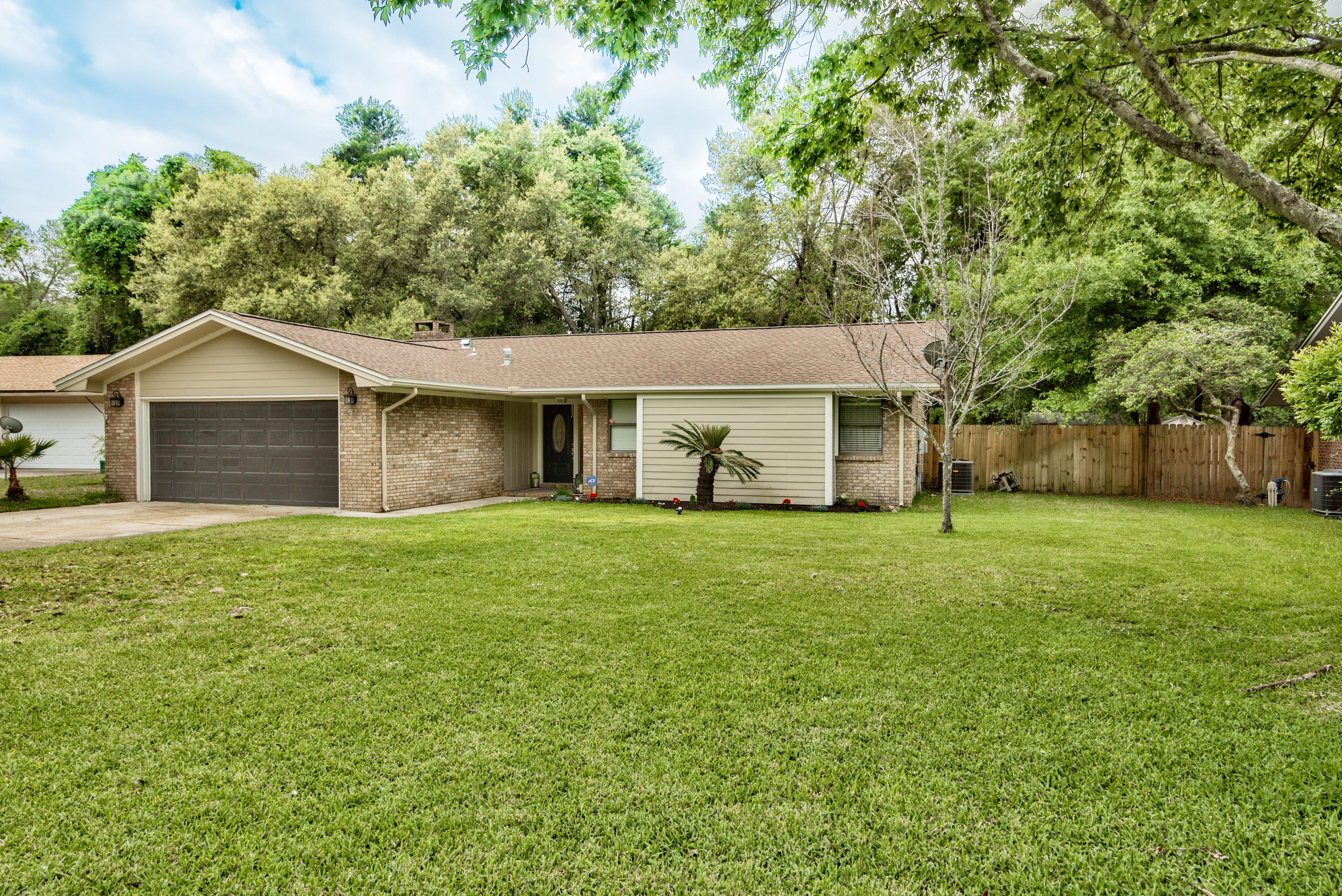 BLUEWATER BAY VILLAGE 1A - Residential