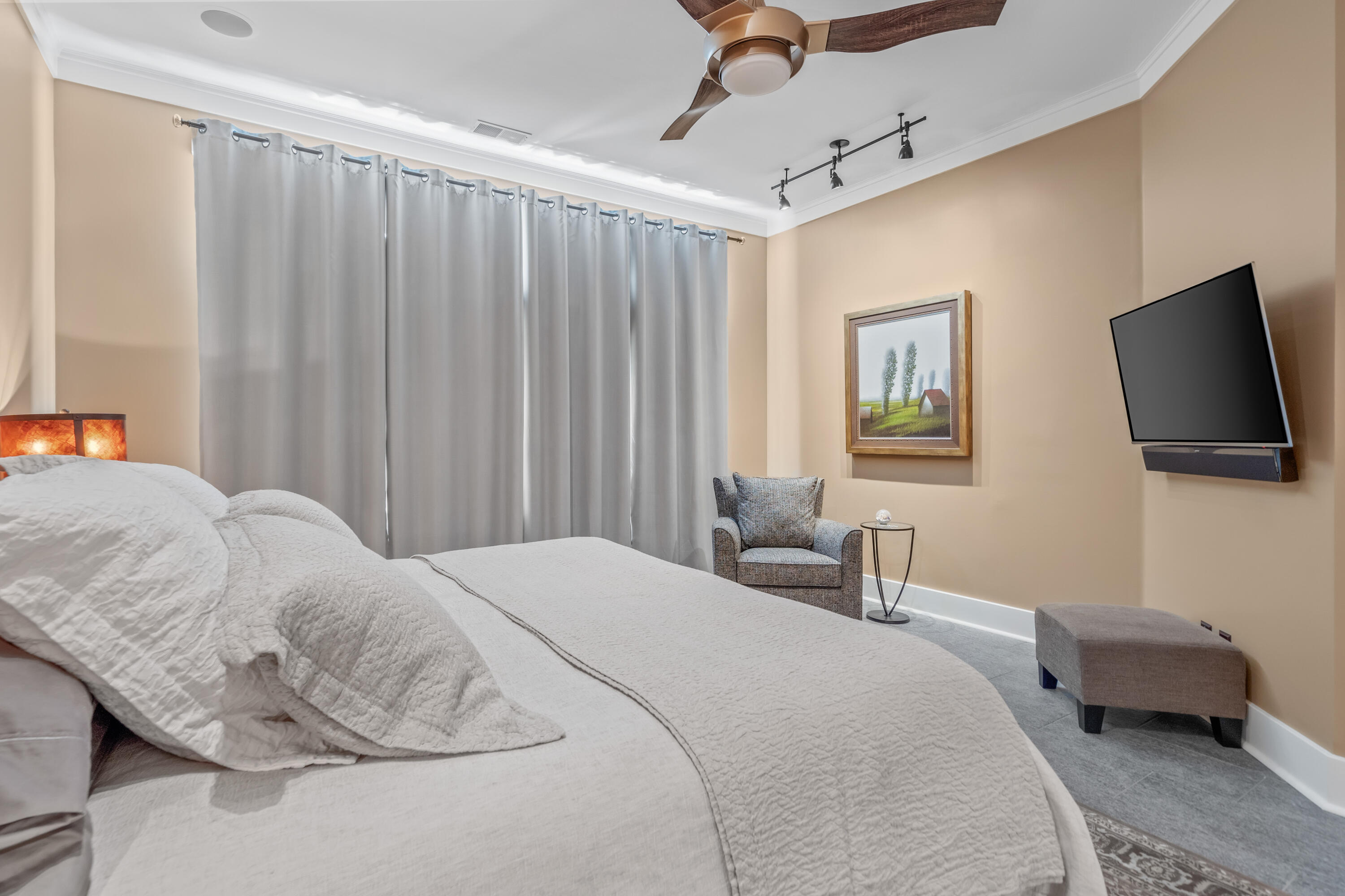 LINKSIDE AT WILD HERON - Residential