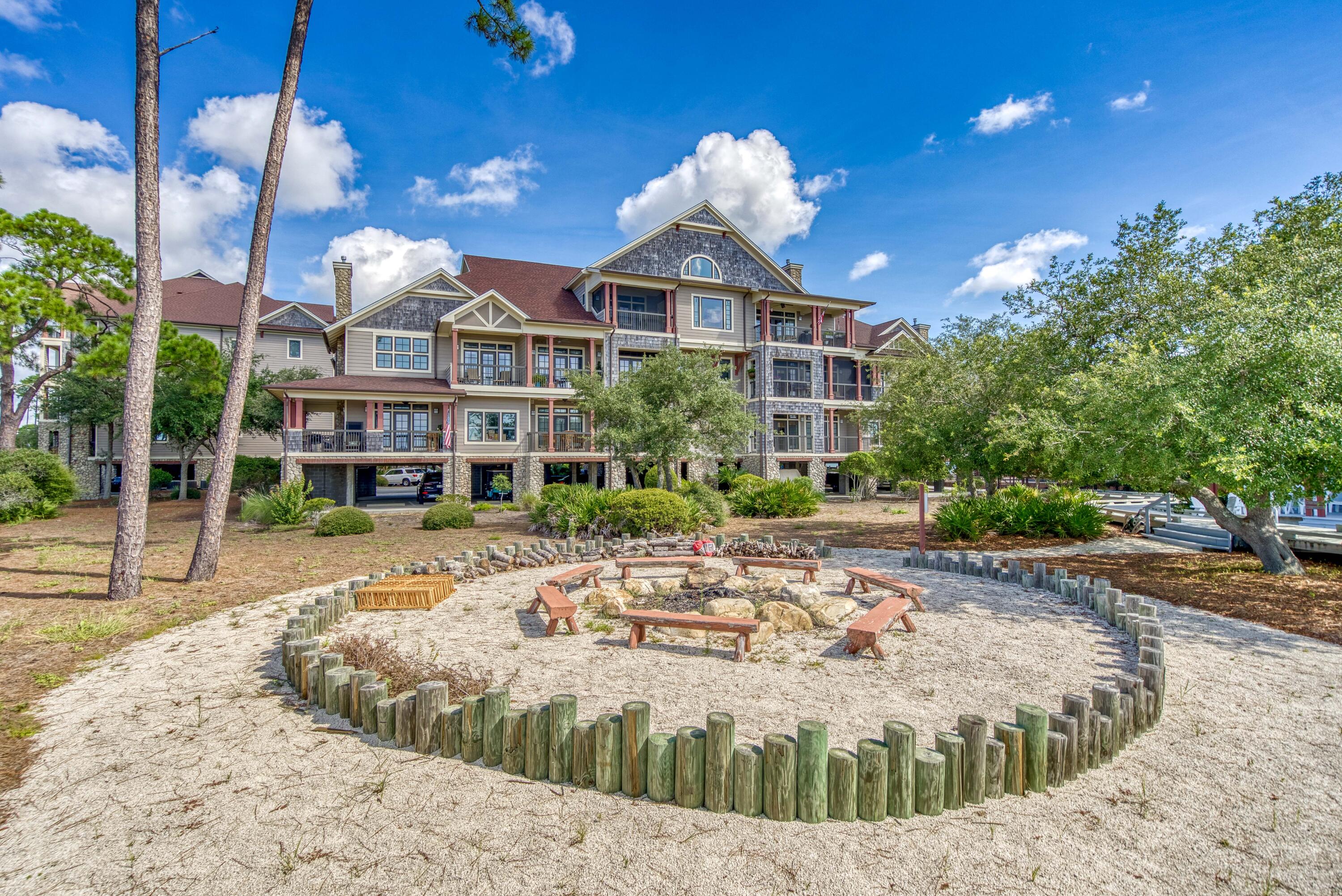 LINKSIDE AT WILD HERON - Residential