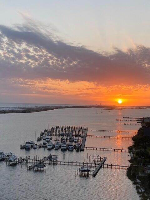 PRESIDIO YACHT CLUB UNIT 1202 STORAGE 12B & PARKING P1-69/70 WETSLIP E-18 - Residential
