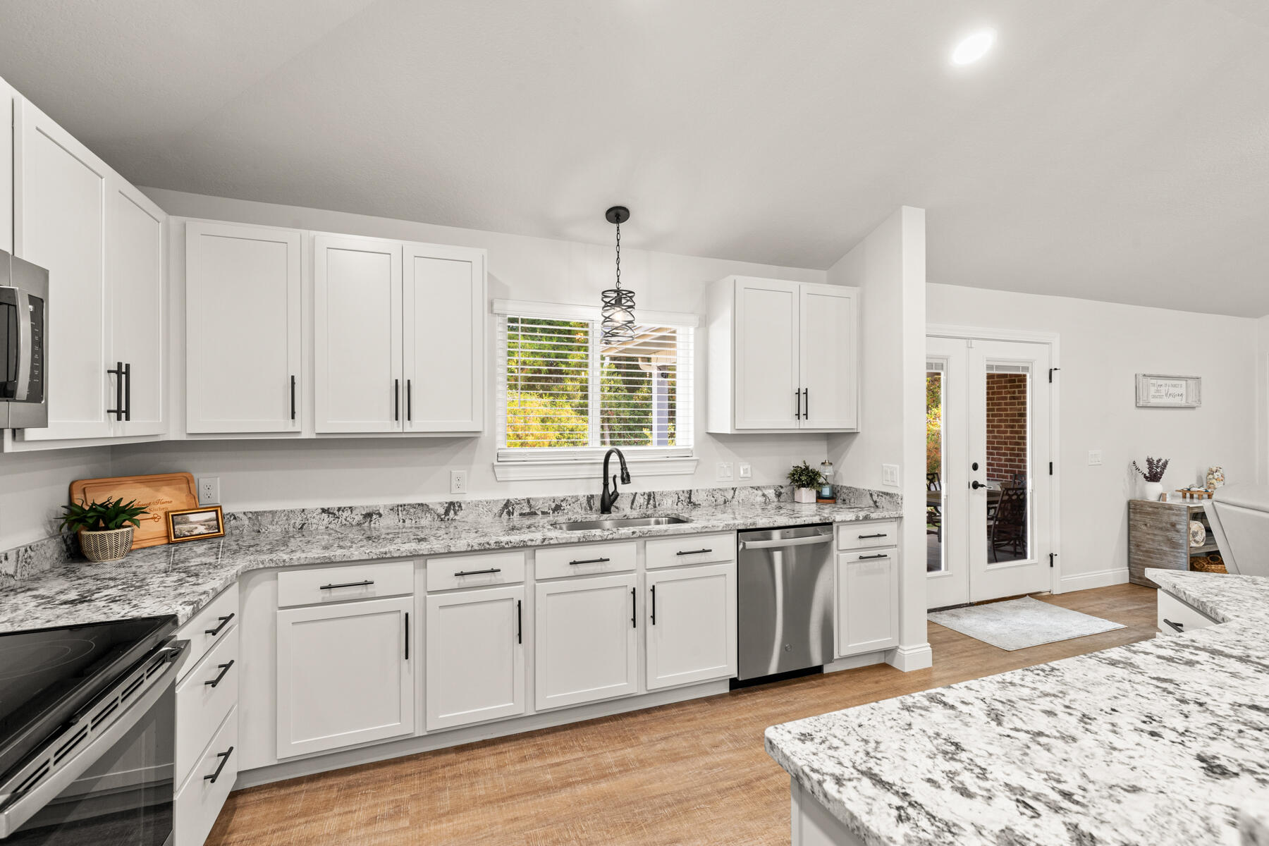 NAVARRE S/D 2ND ADDN - Residential