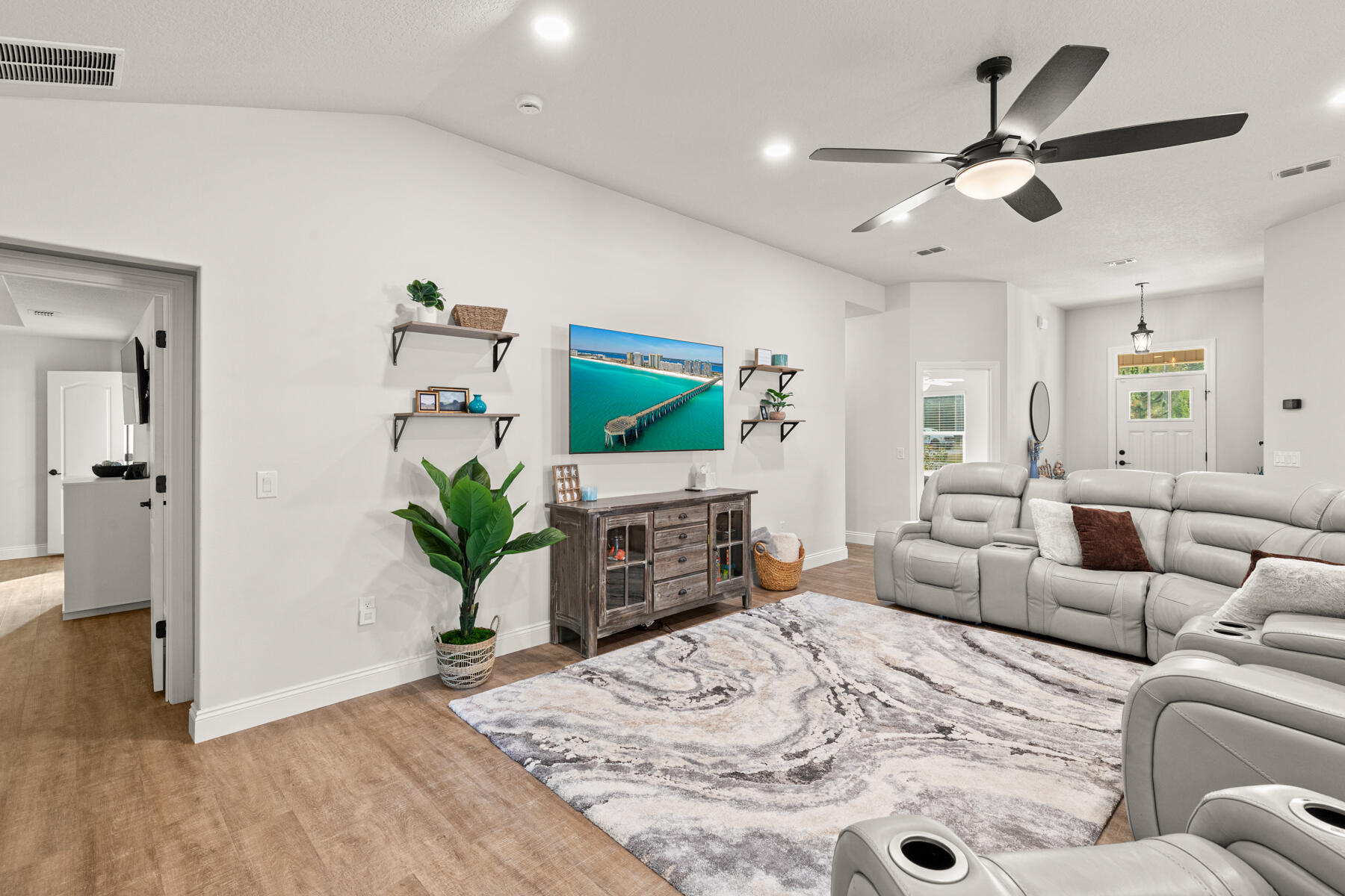 NAVARRE S/D 2ND ADDN - Residential
