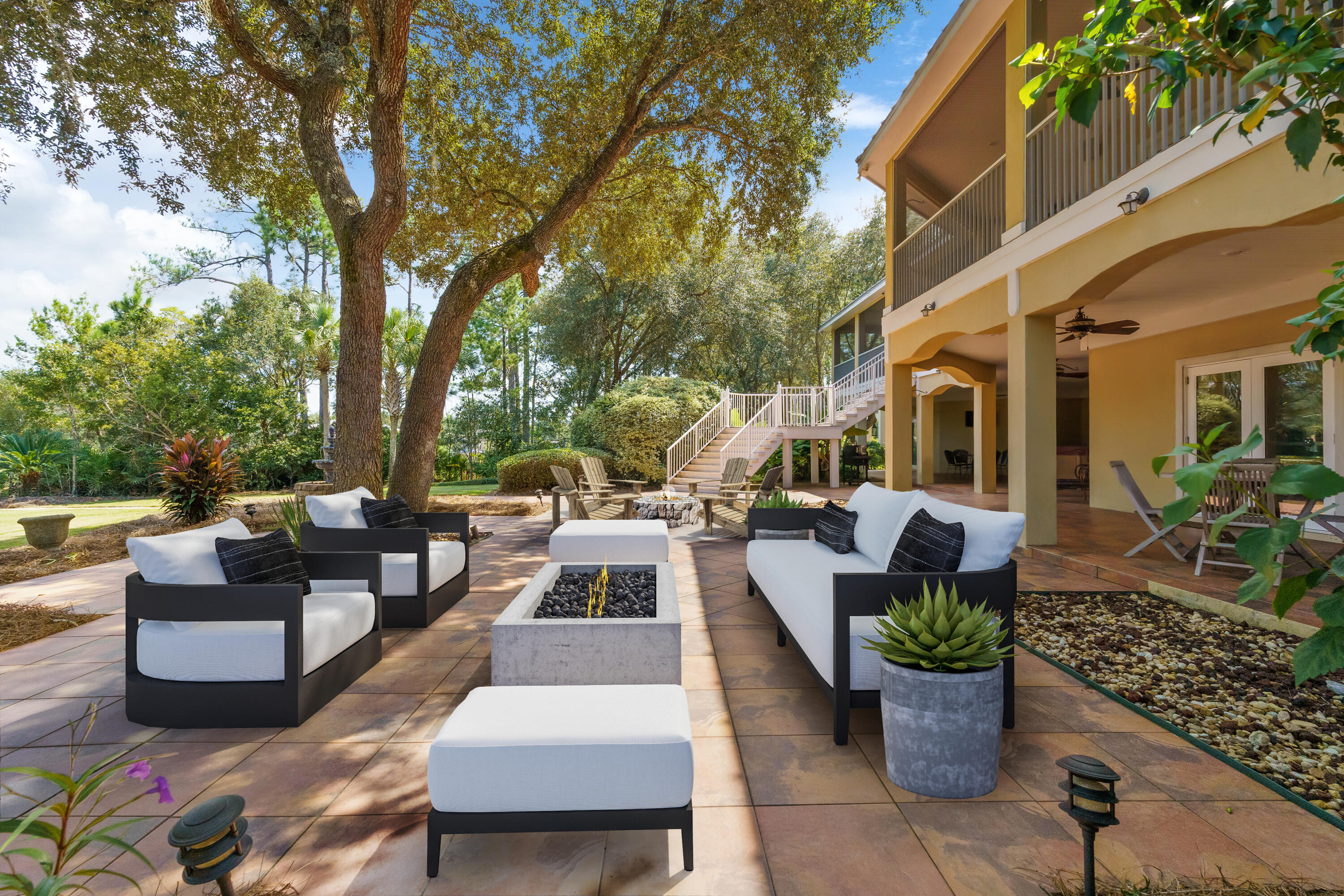 BOTANY BAYOU - Residential