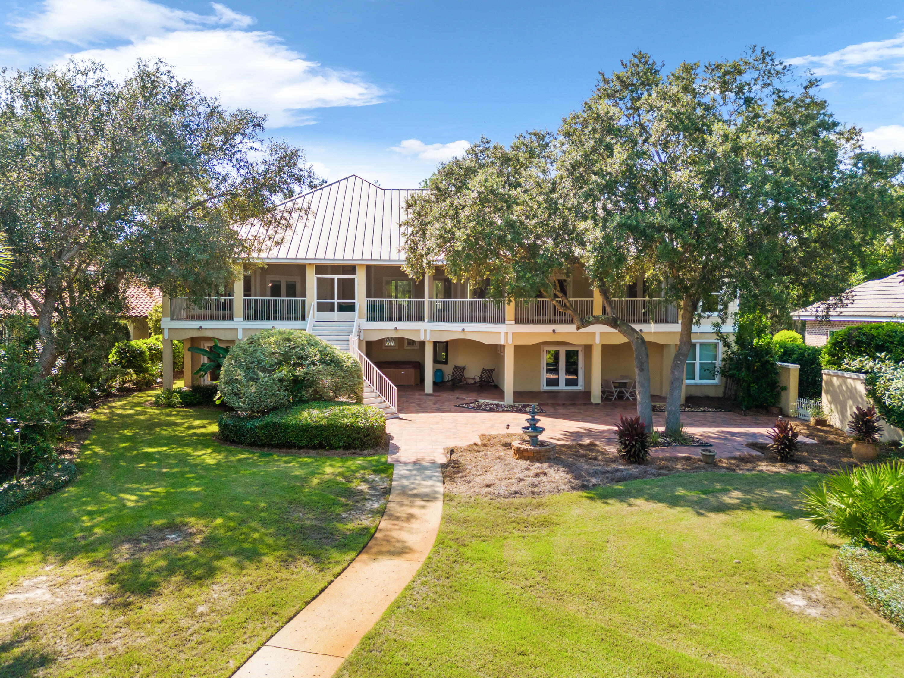 BOTANY BAYOU - Residential