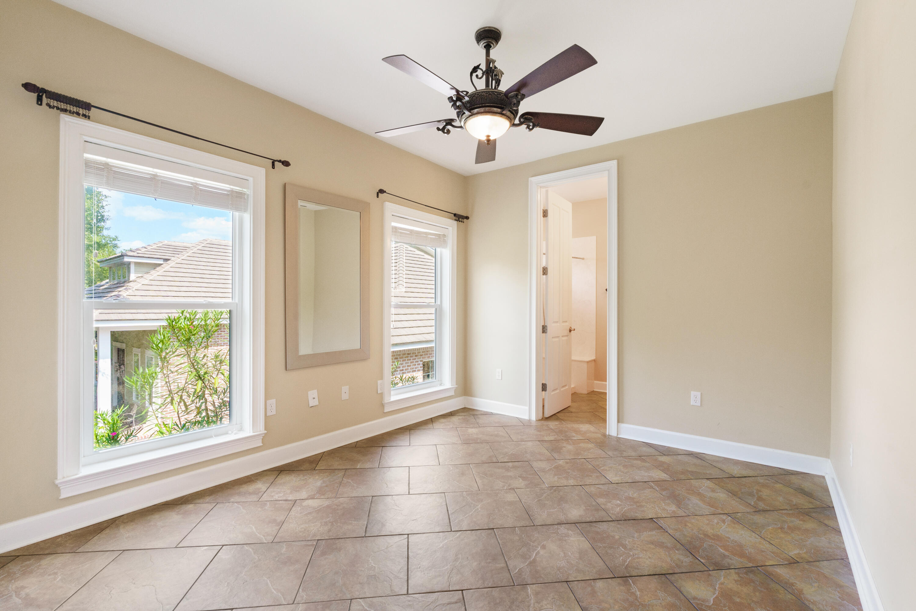 BOTANY BAYOU - Residential