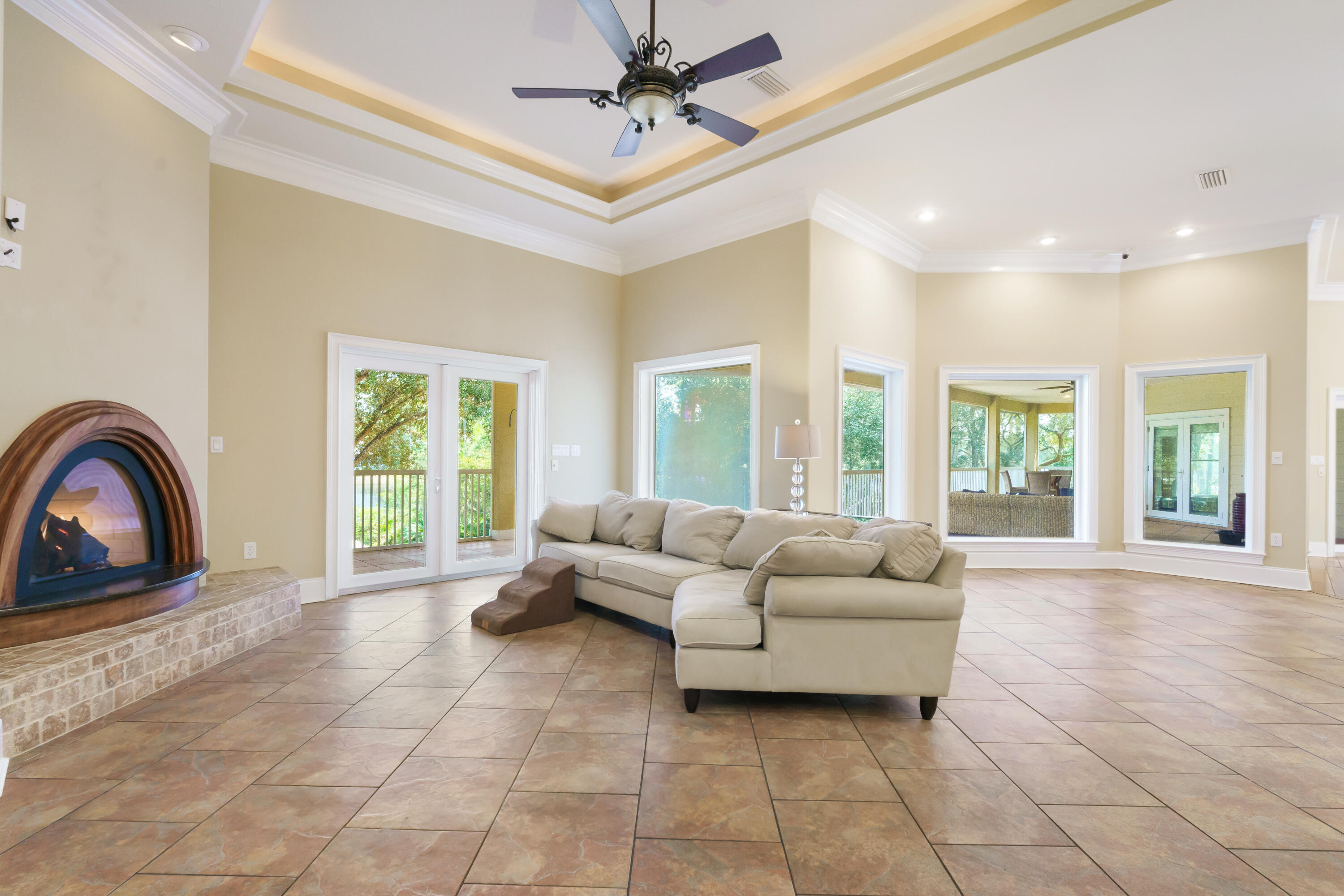 BOTANY BAYOU - Residential