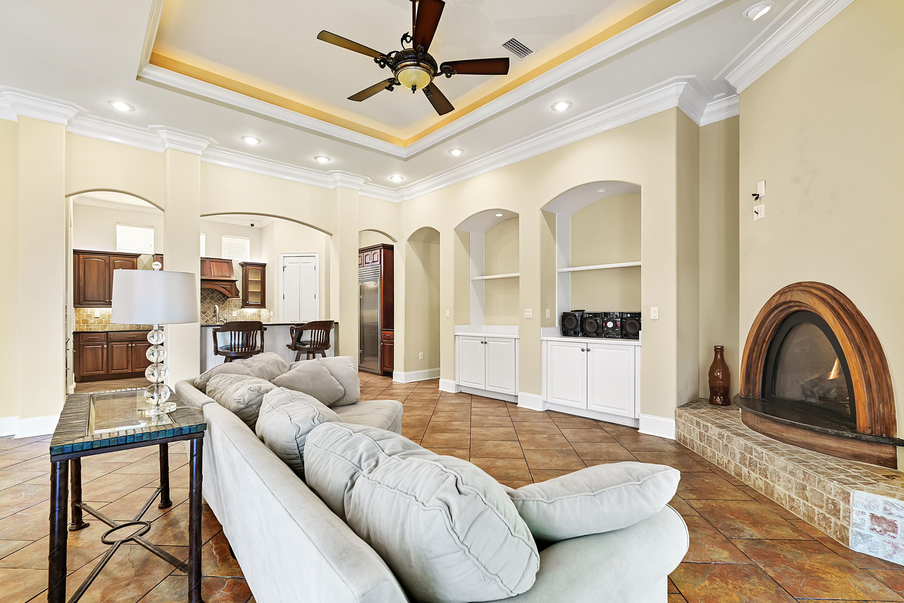BOTANY BAYOU - Residential