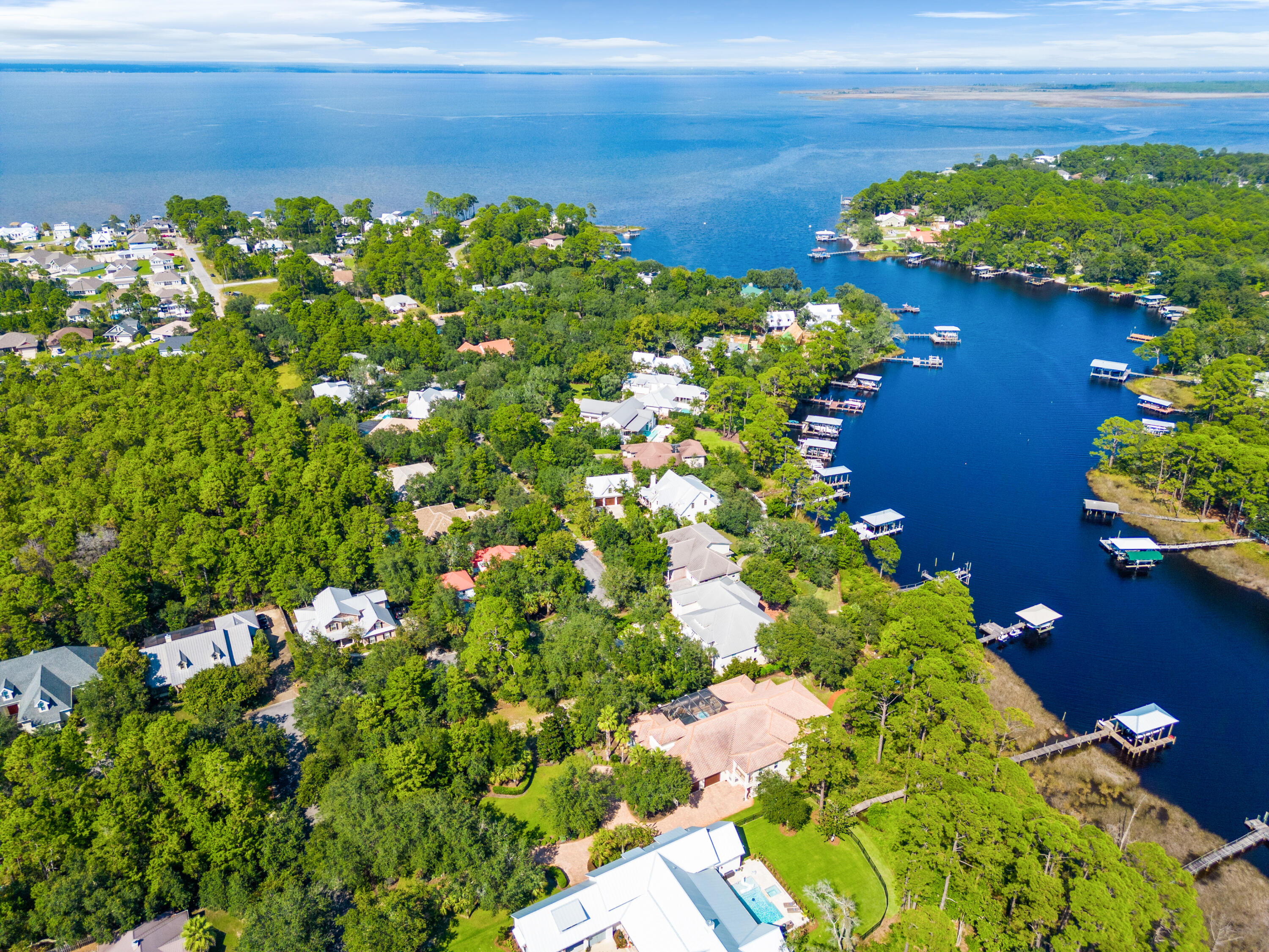 BOTANY BAYOU - Residential
