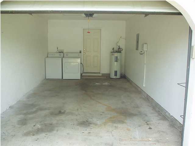 NAVARRE S/D 1ST ADDN - Residential Lease
