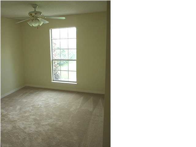 NAVARRE S/D 1ST ADDN - Residential Lease