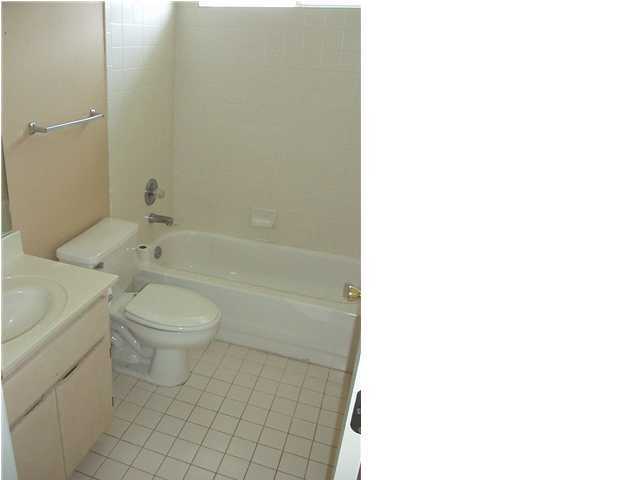 NAVARRE S/D 1ST ADDN - Residential Lease