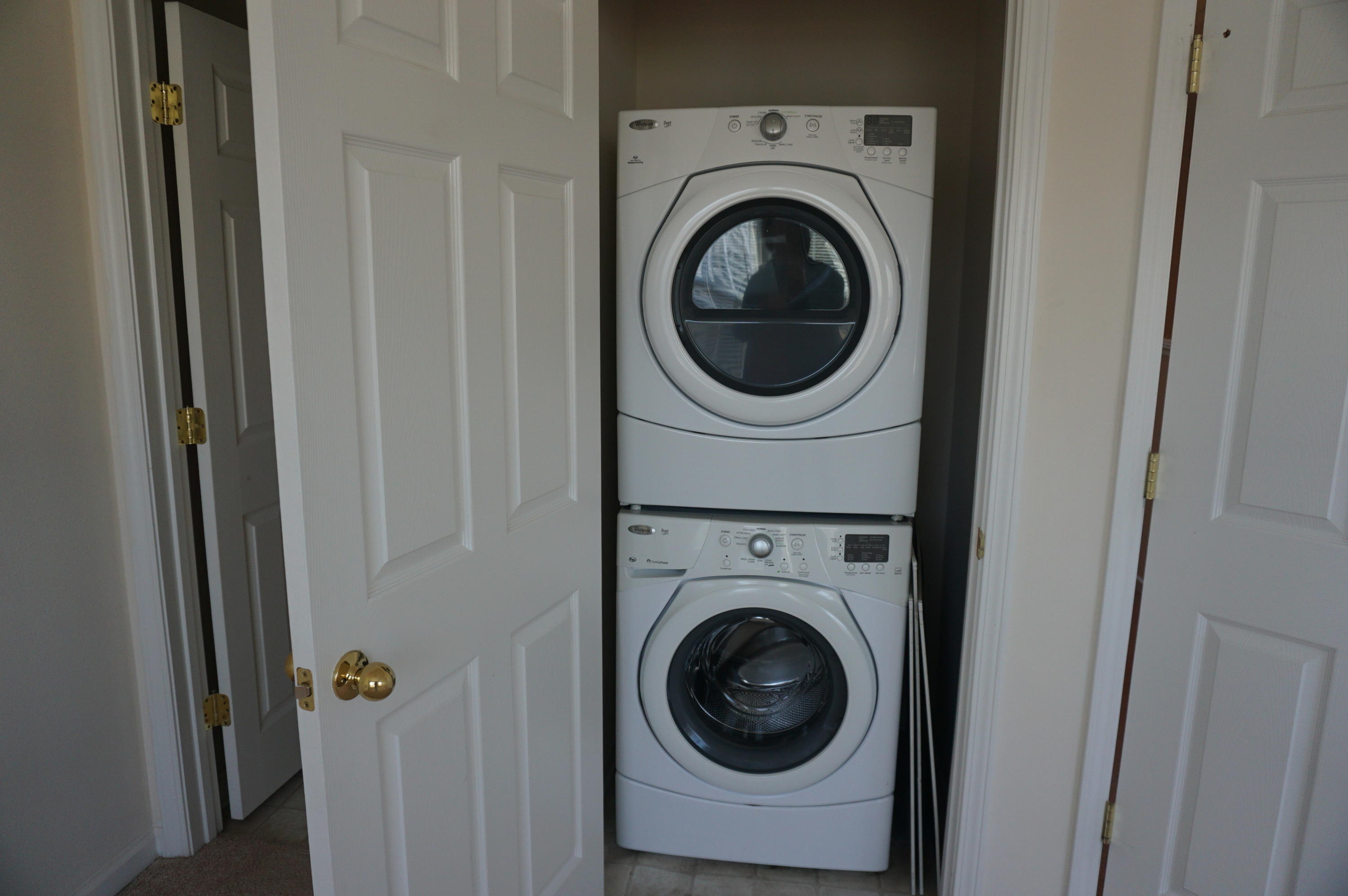 ROLLING PINES T/H LOT 80 BLK C - Residential Lease
