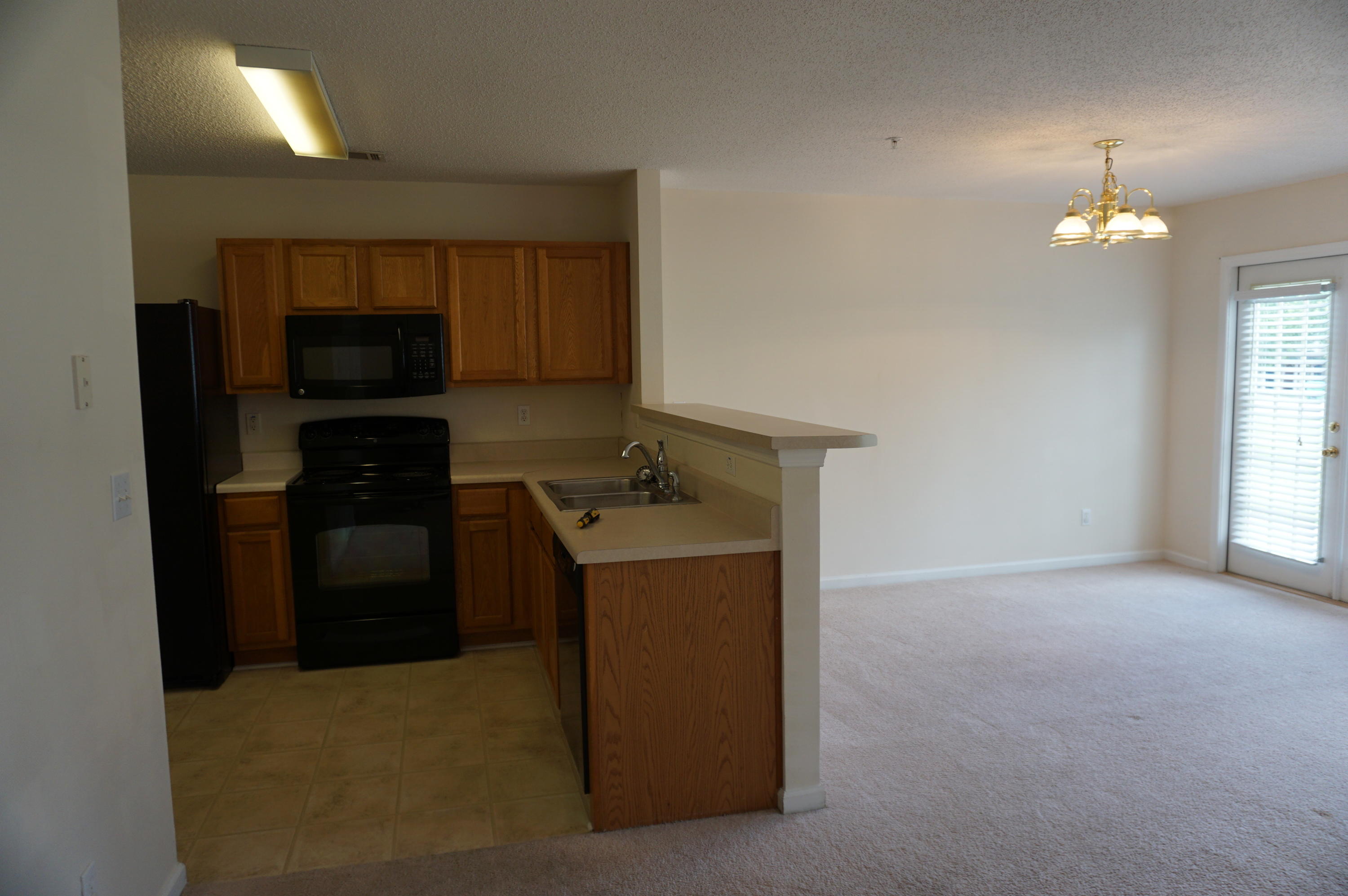 ROLLING PINES T/H LOT 80 BLK C - Residential Lease