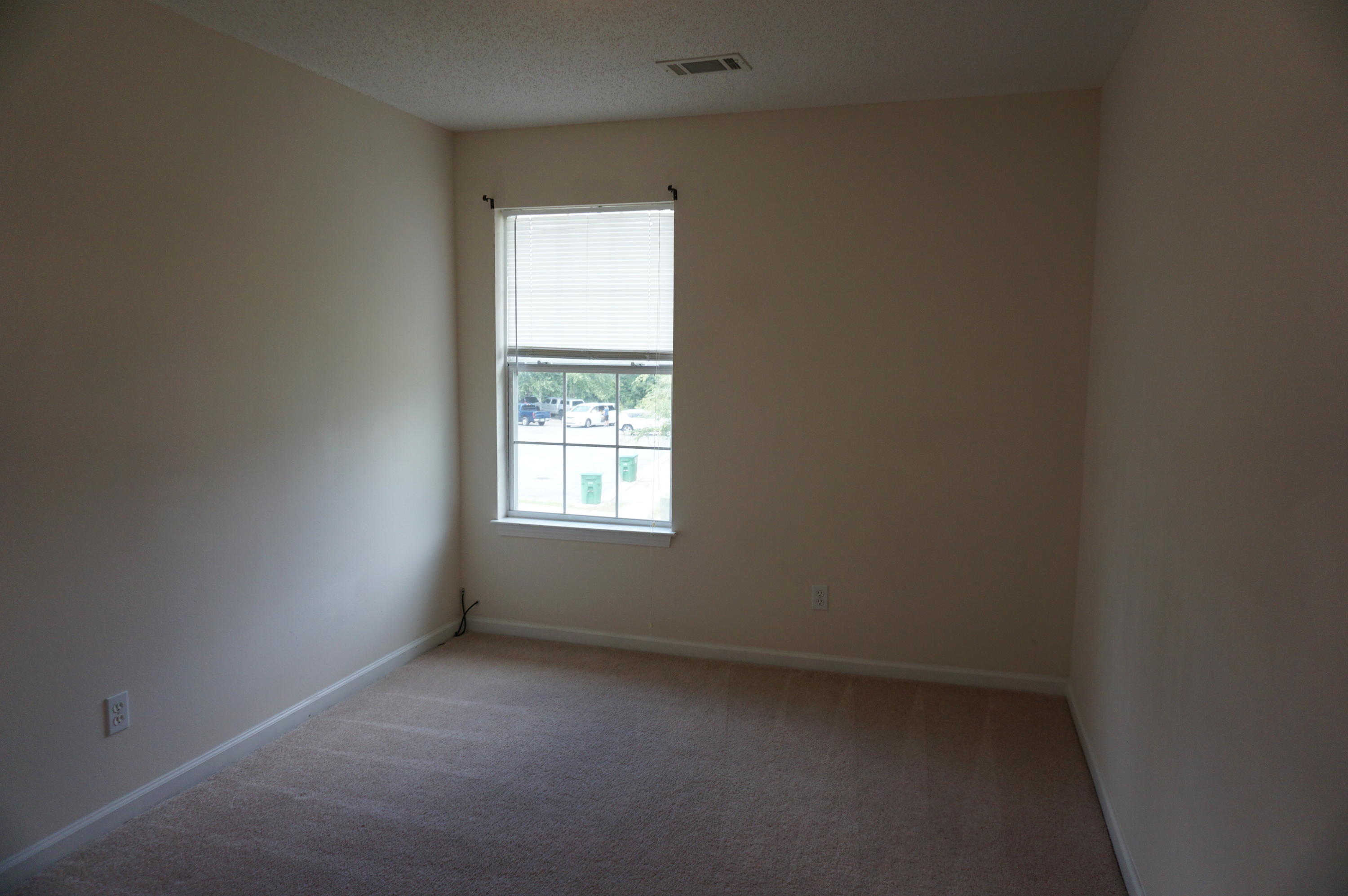 ROLLING PINES T/H LOT 80 BLK C - Residential Lease