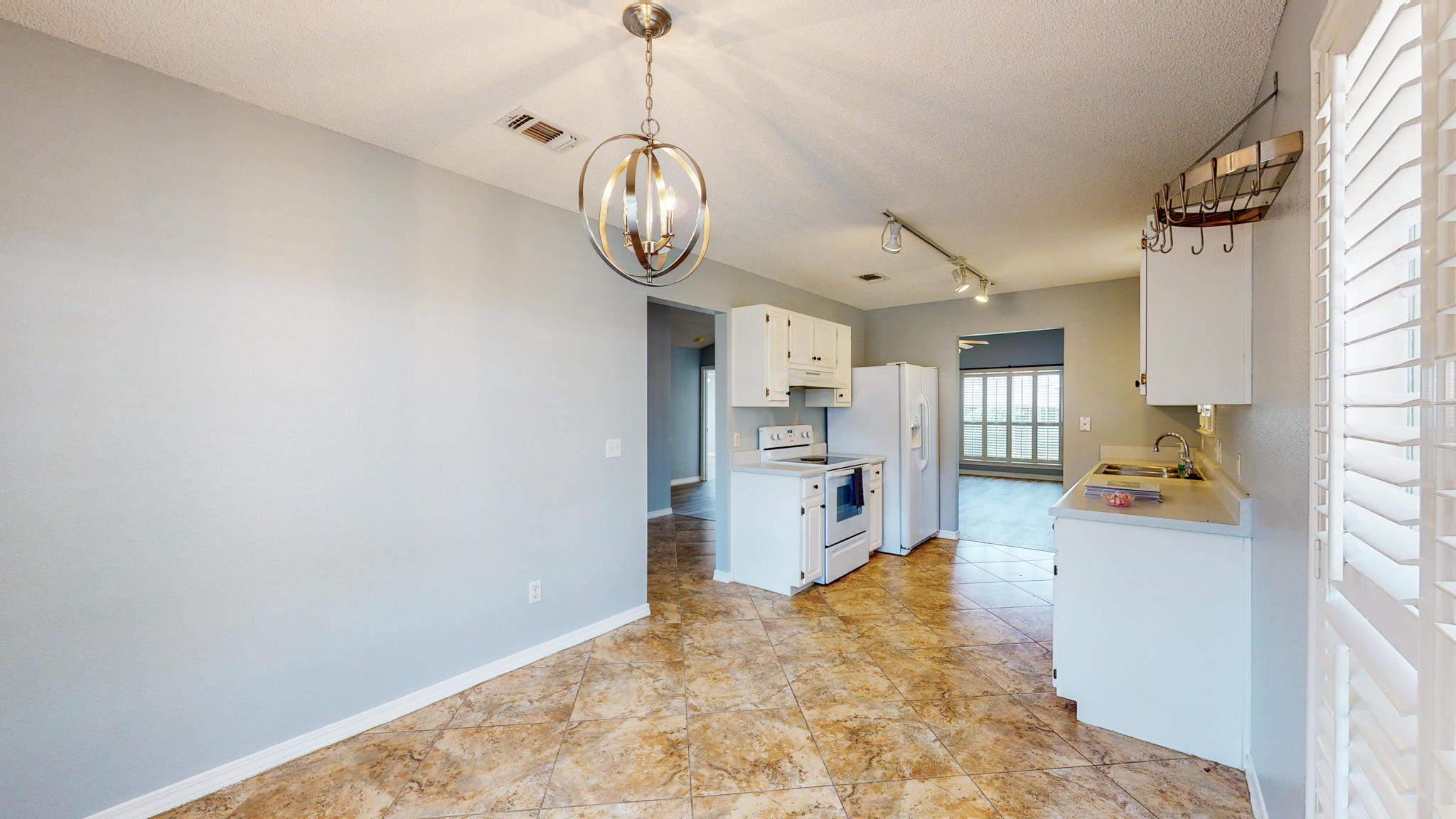 WATERFORD ESTATES S/D - Residential Lease