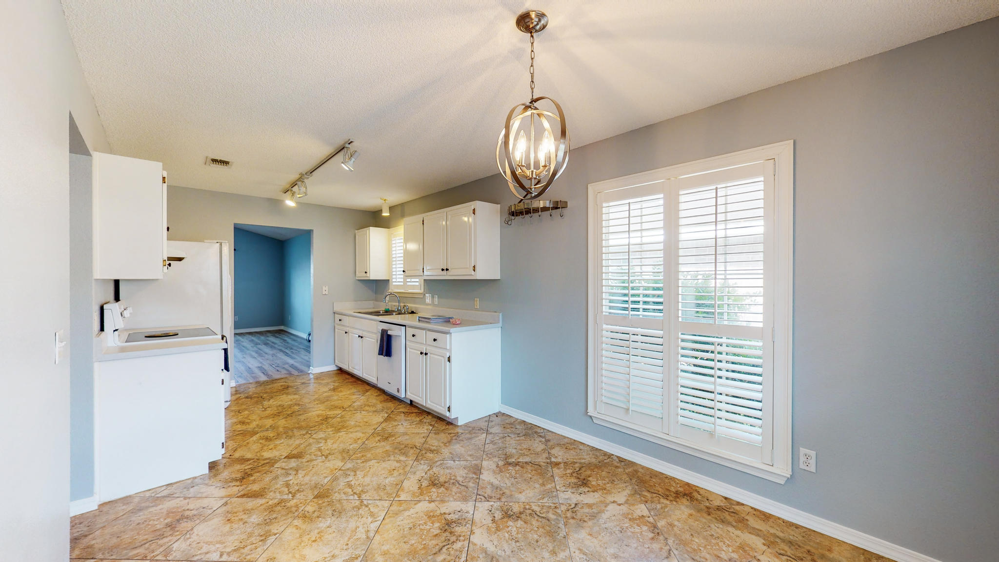 WATERFORD ESTATES S/D - Residential Lease