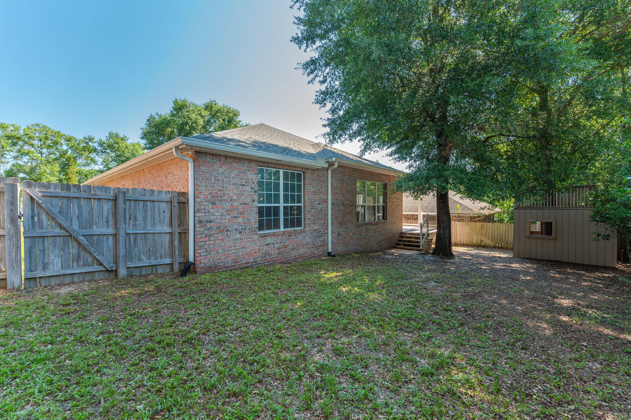 TRAILWOOD ESTATES - Residential Lease