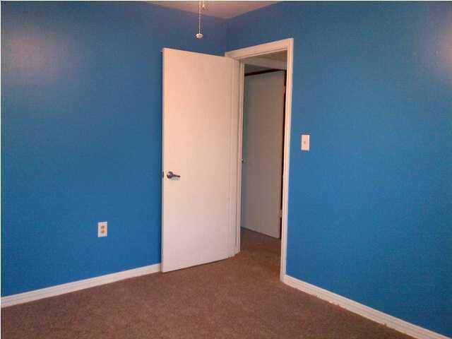 BAYOU WOODS - Residential Lease