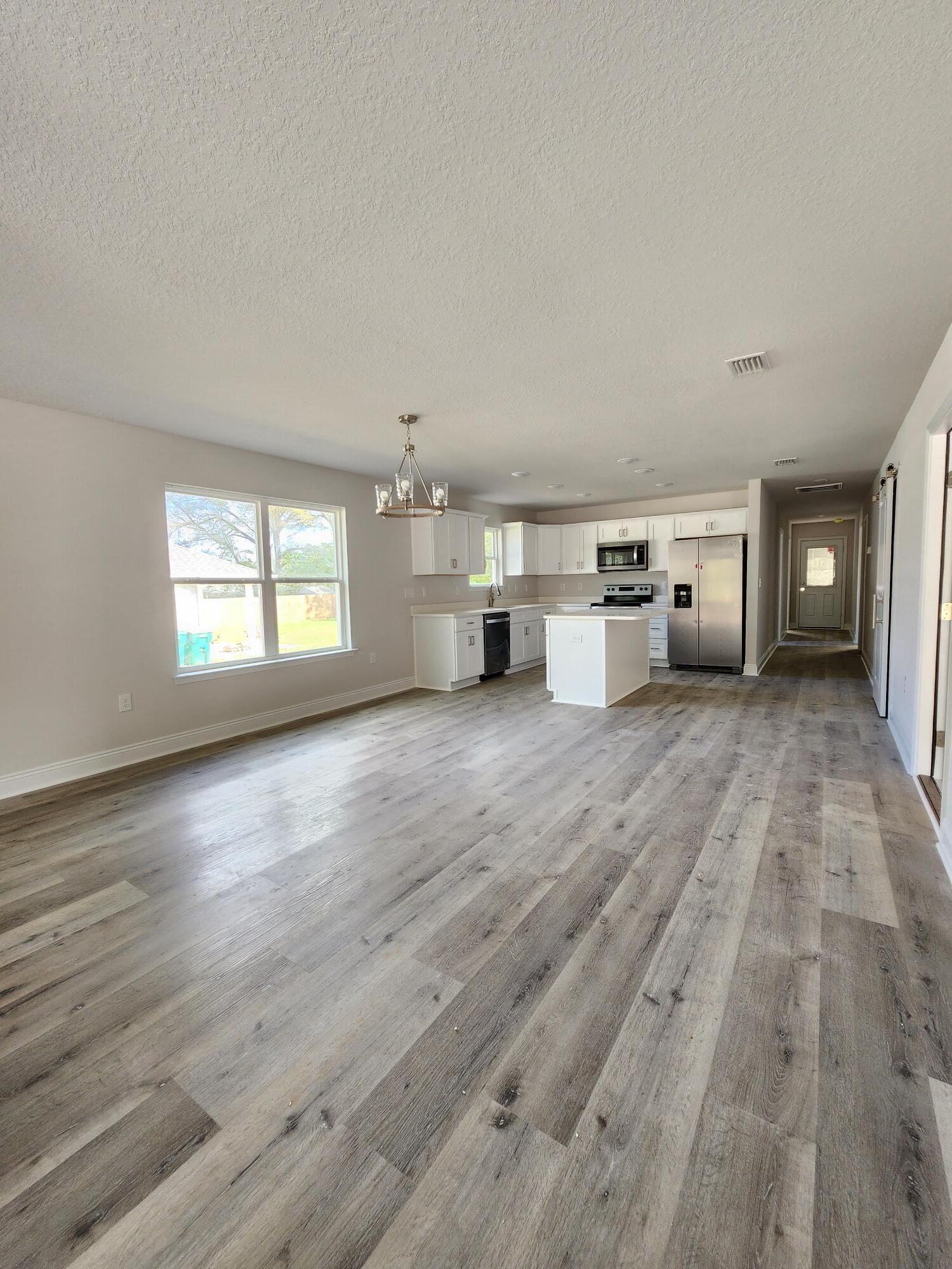 GARDEN CITY - Residential