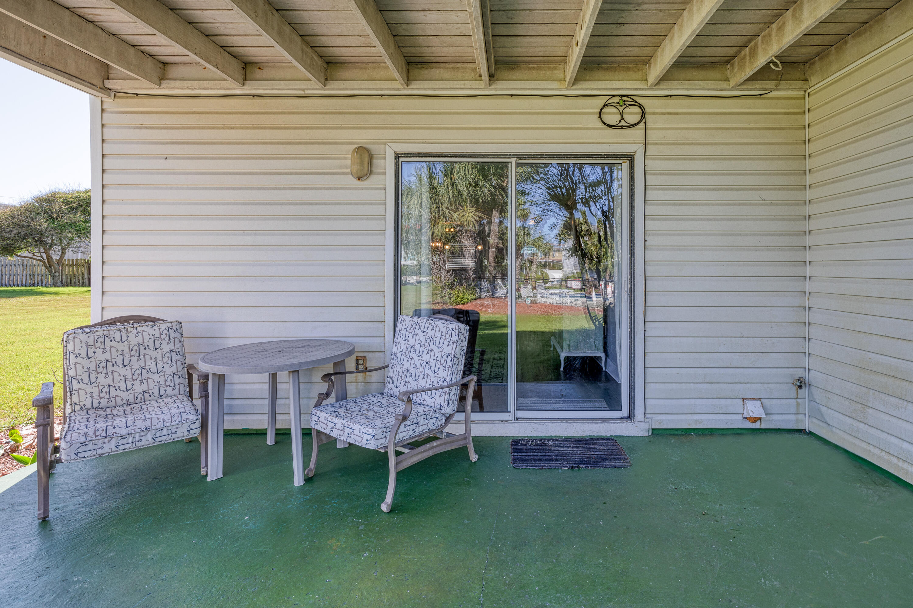 SUMMERHOUSE T/H - Residential