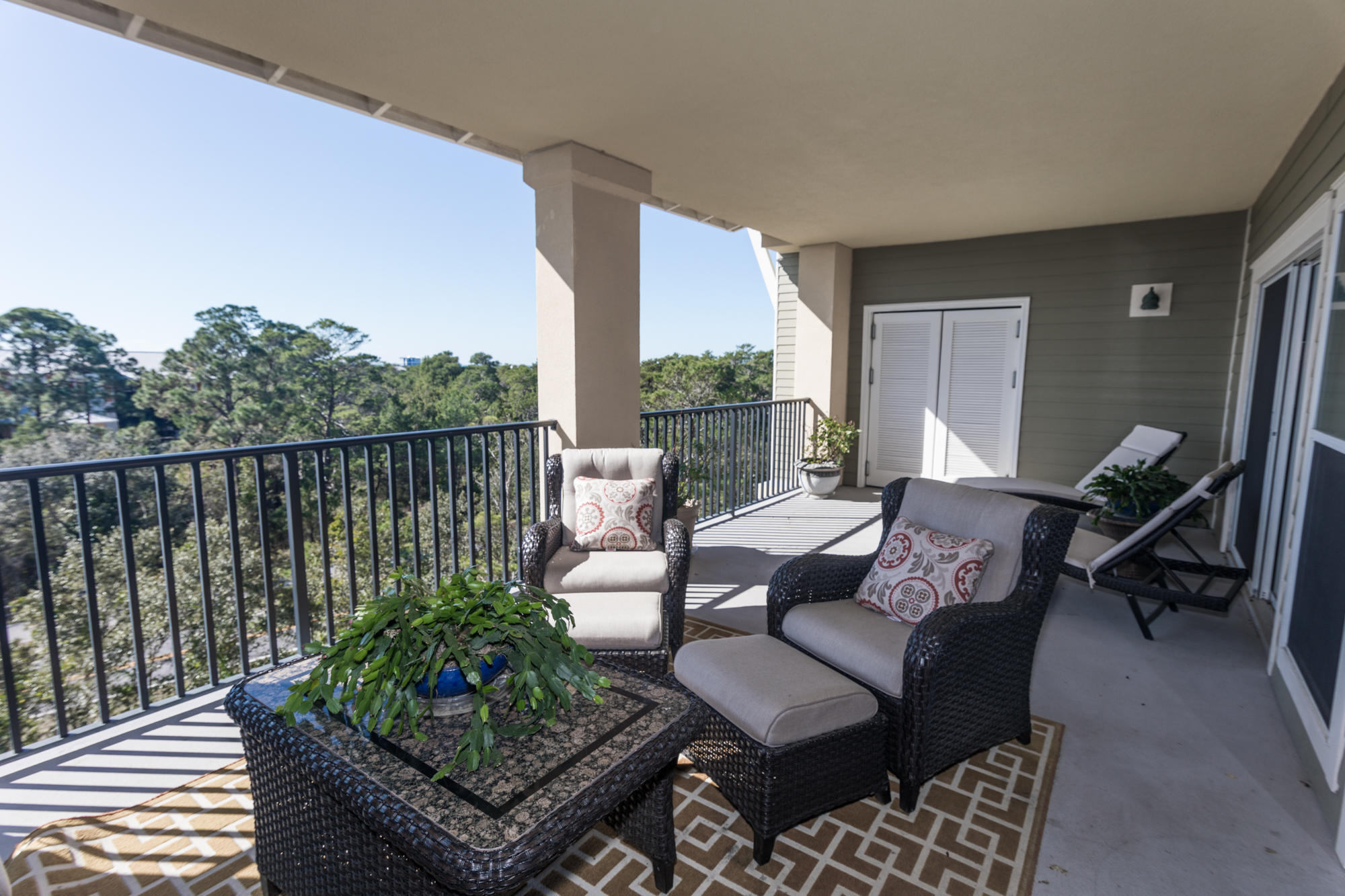 PRESERVE PLACE - Residential