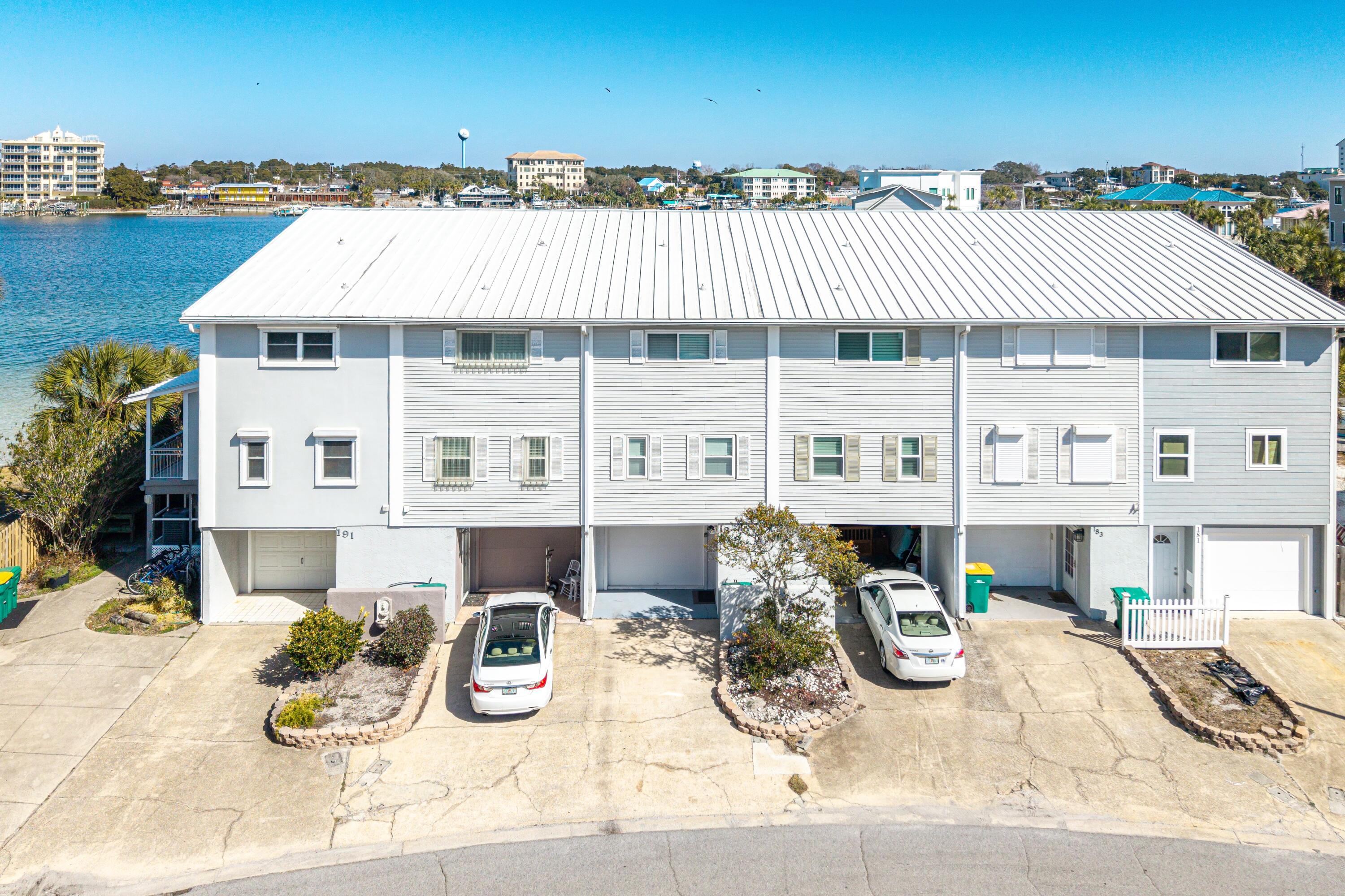 QUAYS PH 1 - Residential