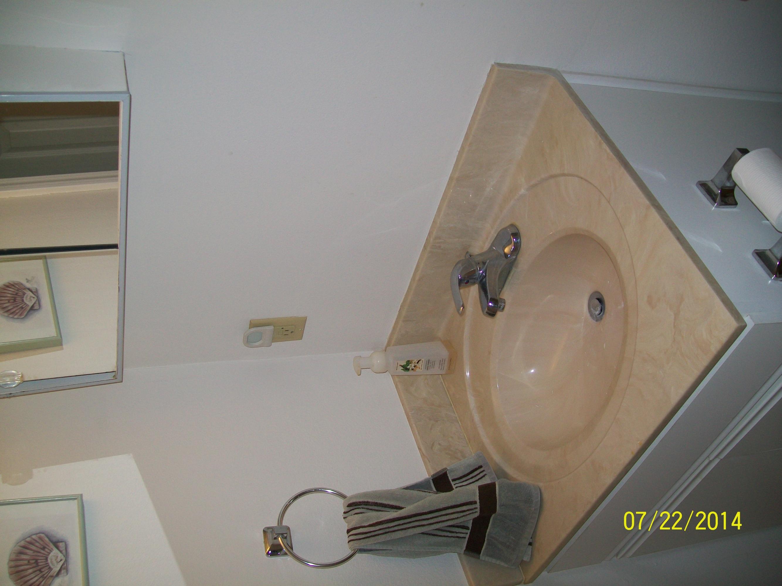 FINISTERRA CONDO - Residential Lease