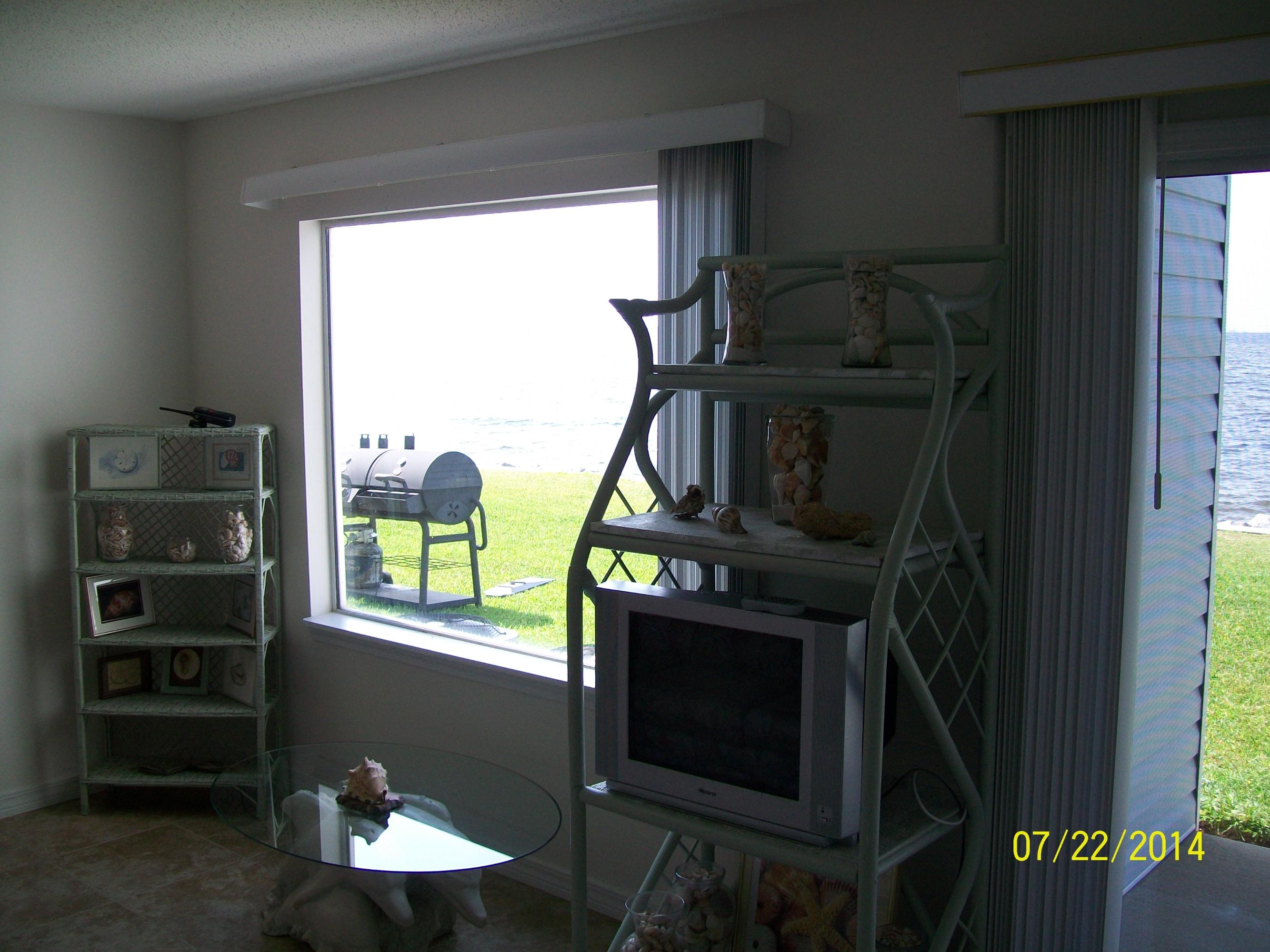 FINISTERRA CONDO - Residential Lease