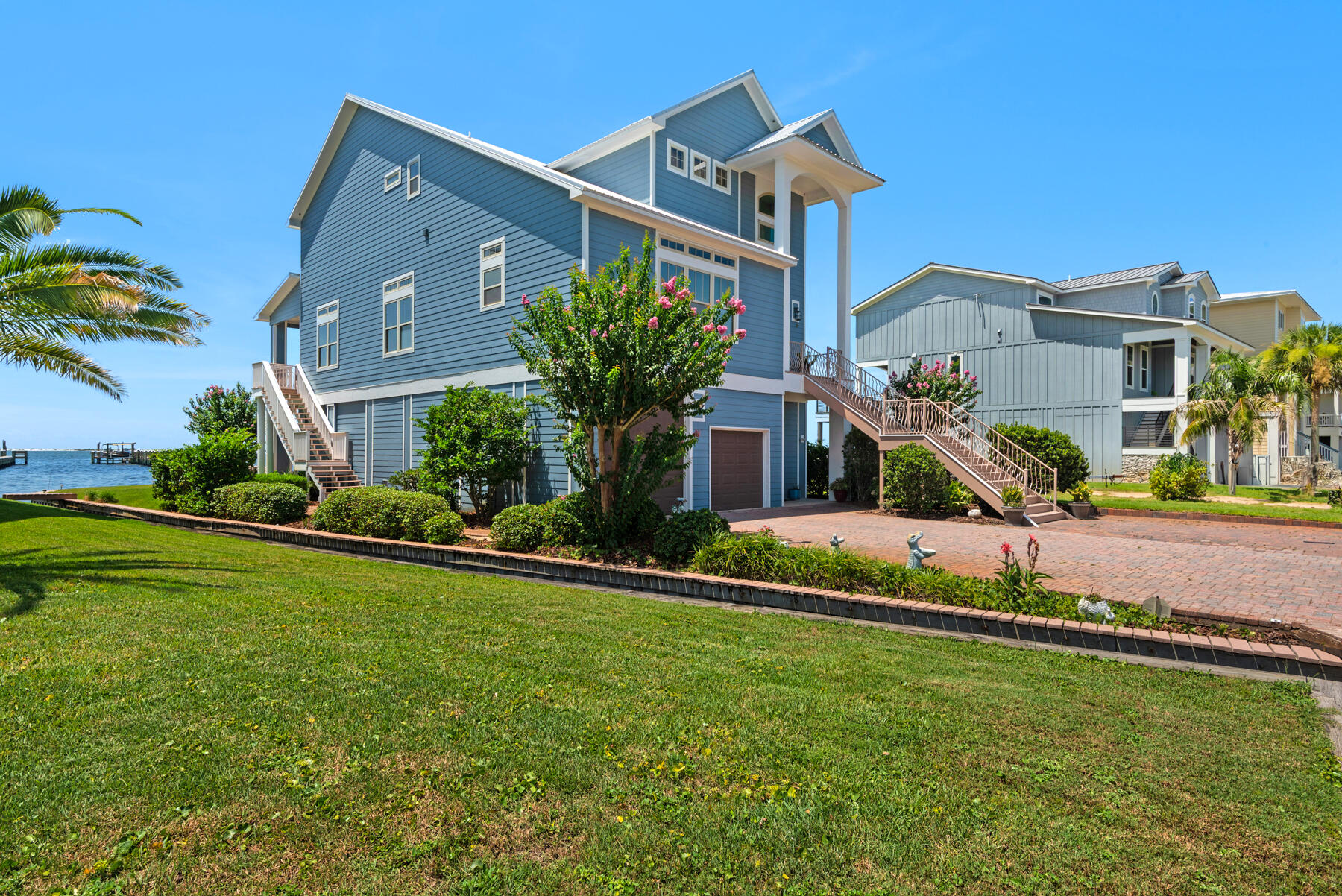 SEA SHADOW - Residential