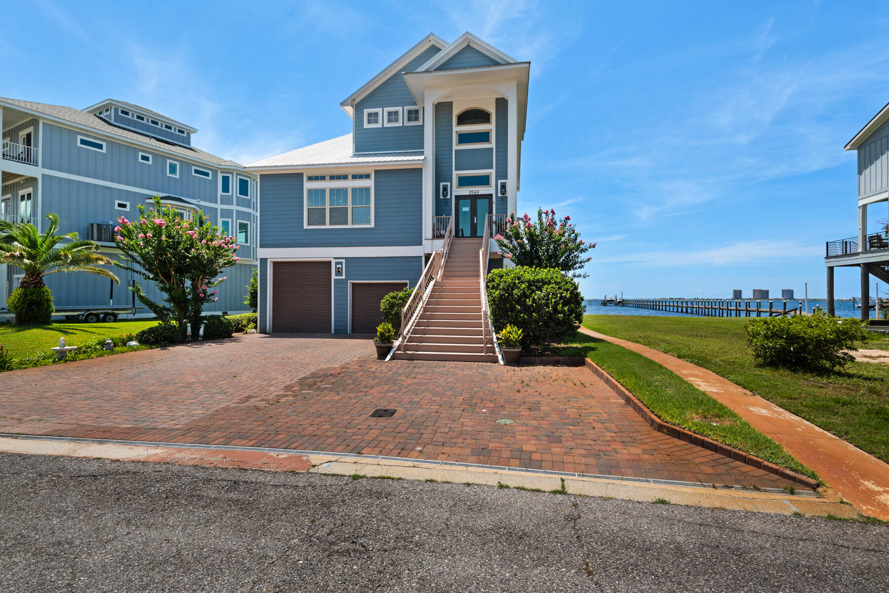 SEA SHADOW - Residential