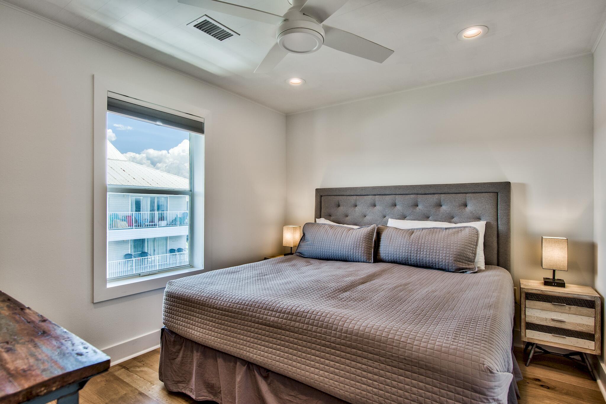 BEACHSIDE VILLAS CONDO - Residential