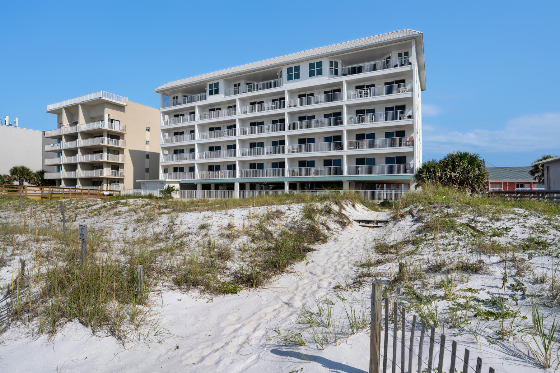PALMS CONDO - Residential